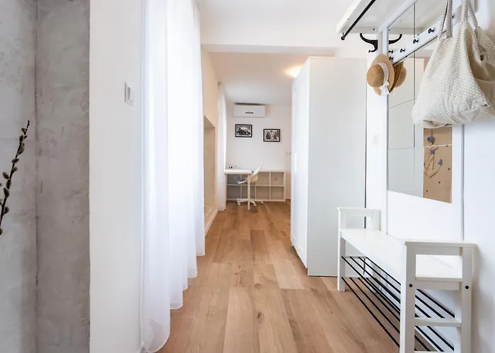 Petra Heritage * Split