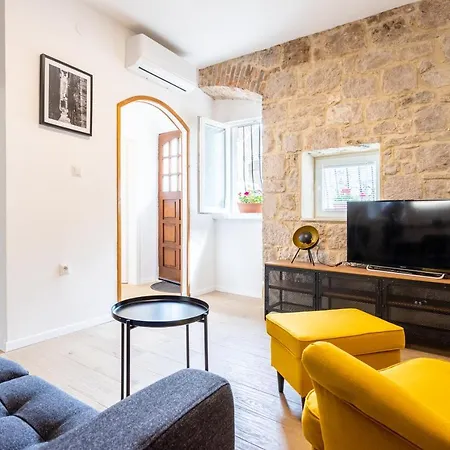 Petra Heritage * Сплит