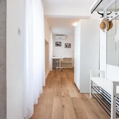 Petra Heritage * Сплит